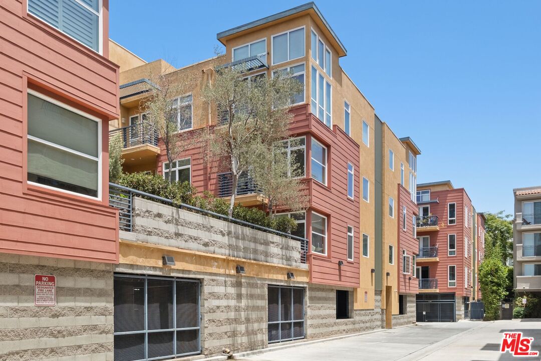 4050 Glencoe Ave Unit: 315