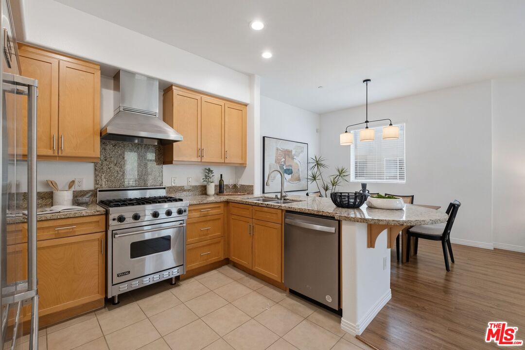 4050 Glencoe Ave Unit: 315