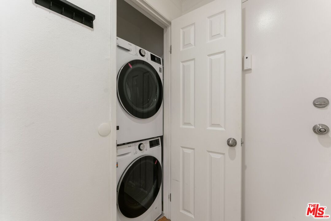 9061 Keith Ave Unit: 208