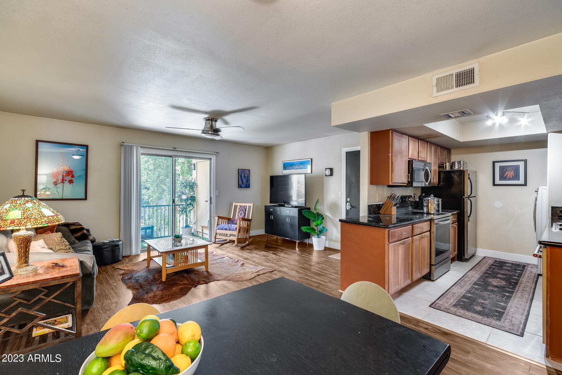740 W ELM Street # 219