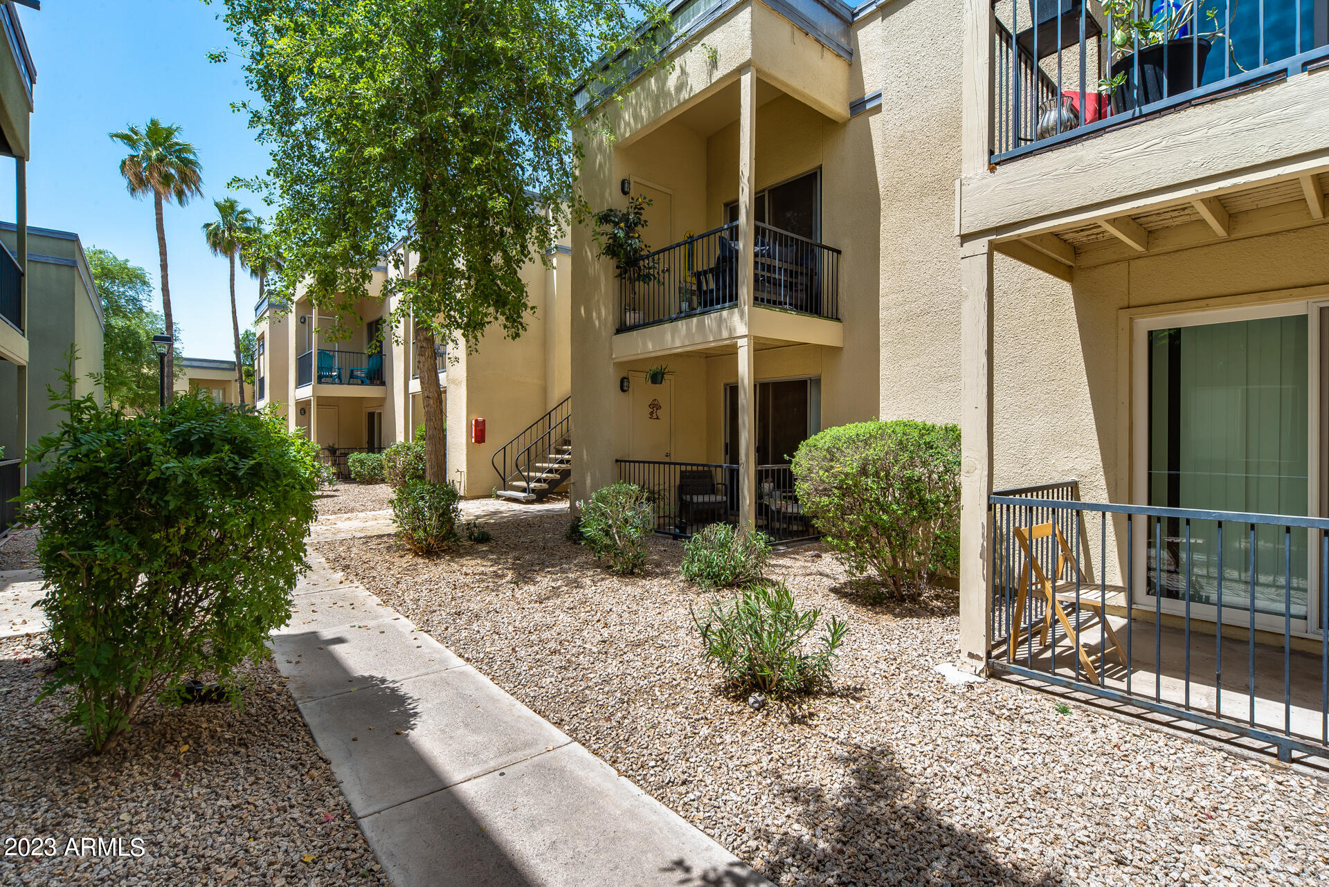 740 W ELM Street # 219