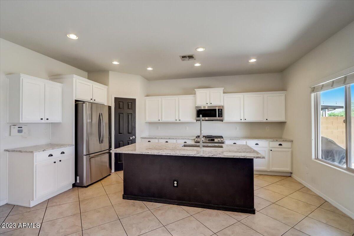 5142 S WHITMAN --