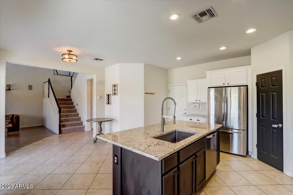 5142 S WHITMAN --