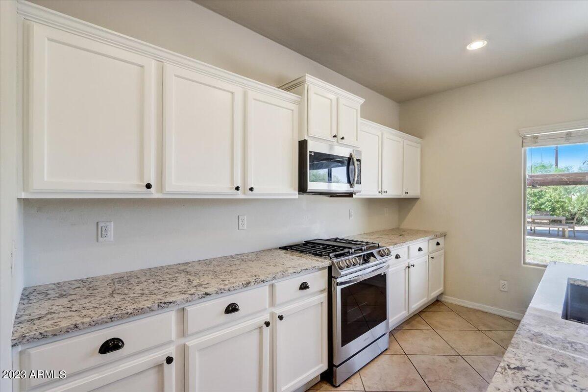 5142 S WHITMAN --