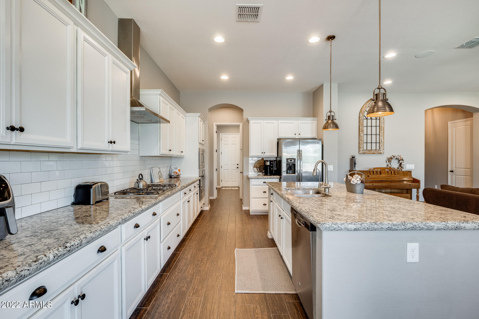 20288 E HUMMINGBIRD Drive