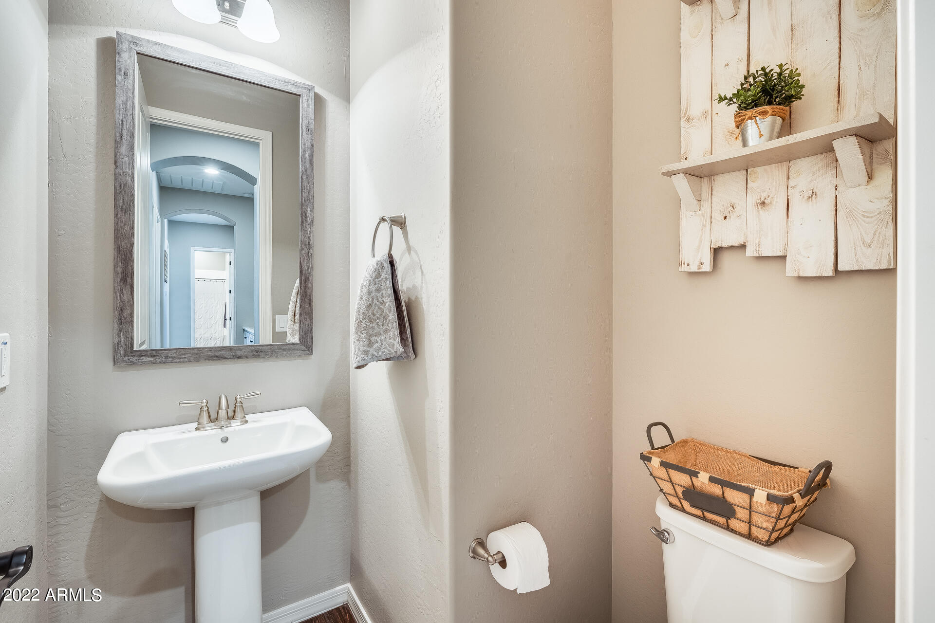 20288 E HUMMINGBIRD Drive