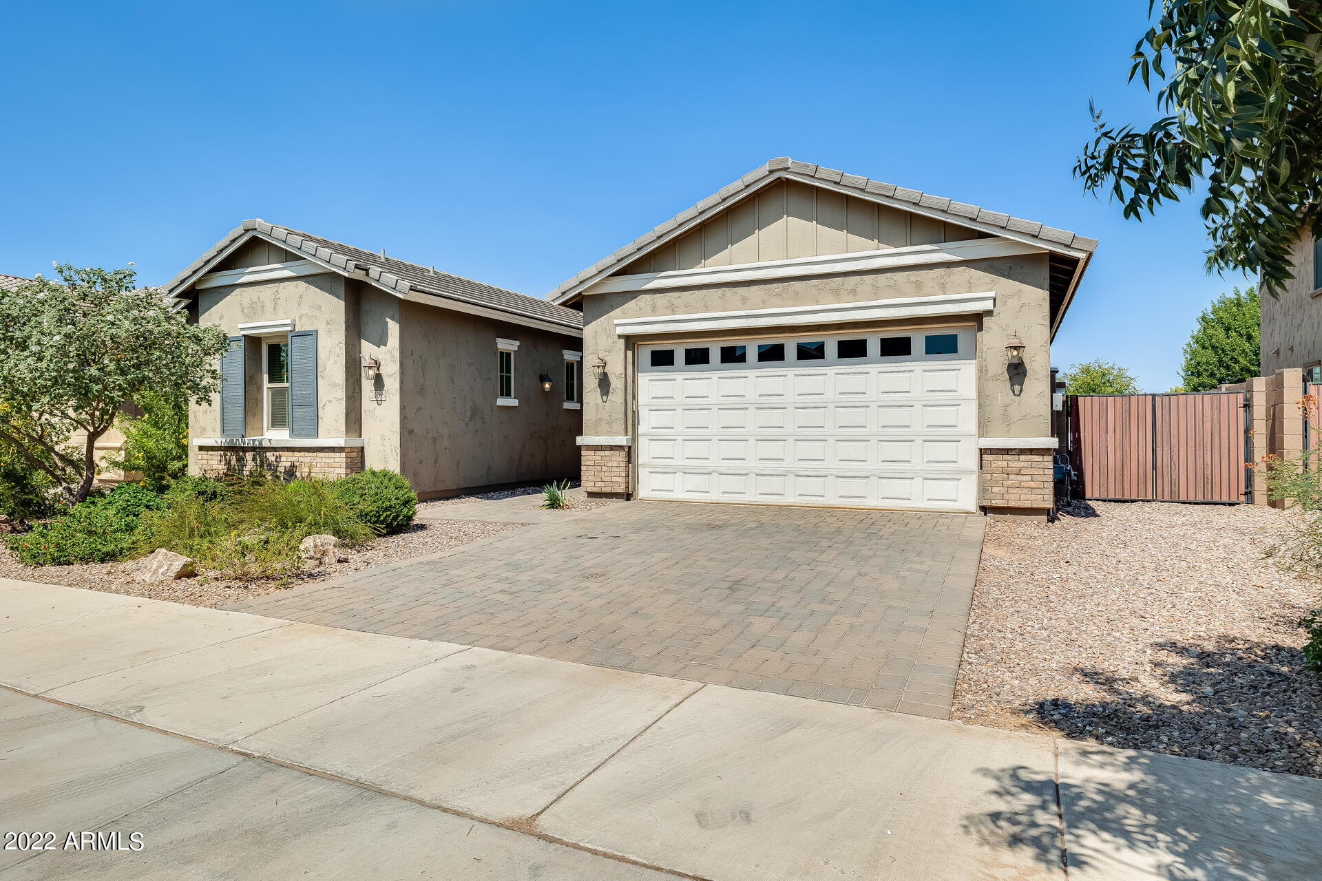 20288 E HUMMINGBIRD Drive