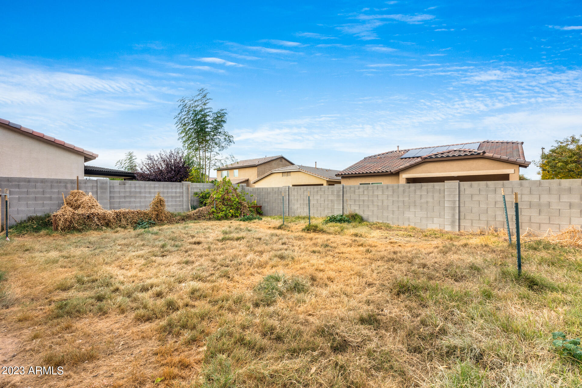 1306 W SMOKE TREE Avenue