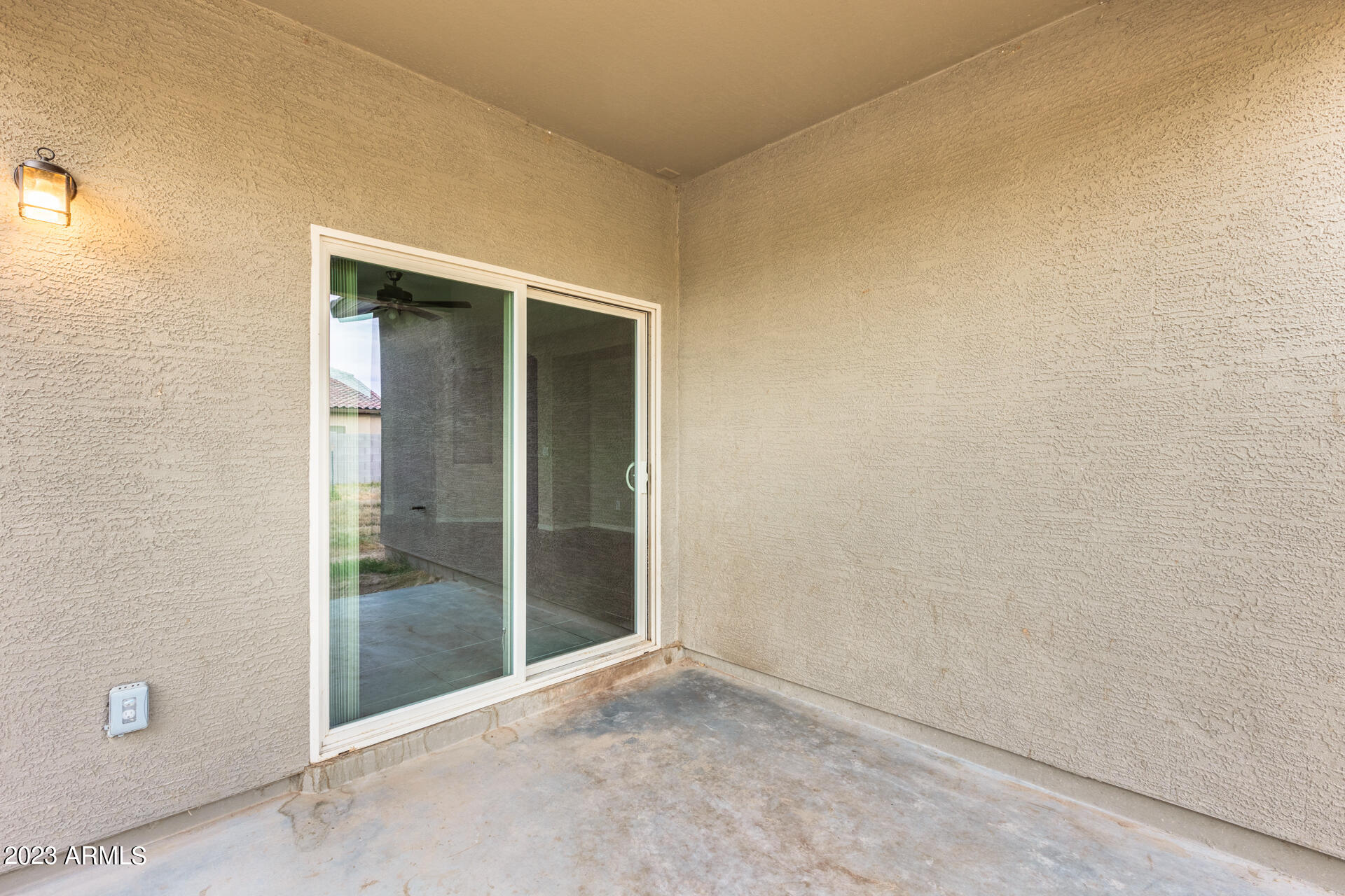 1306 W SMOKE TREE Avenue