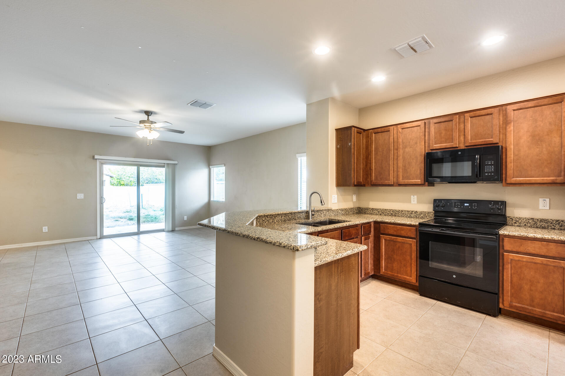 1306 W SMOKE TREE Avenue
