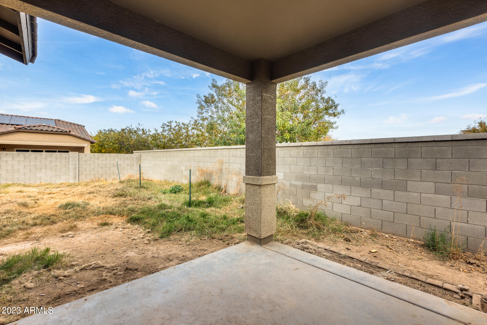 1306 W SMOKE TREE Avenue