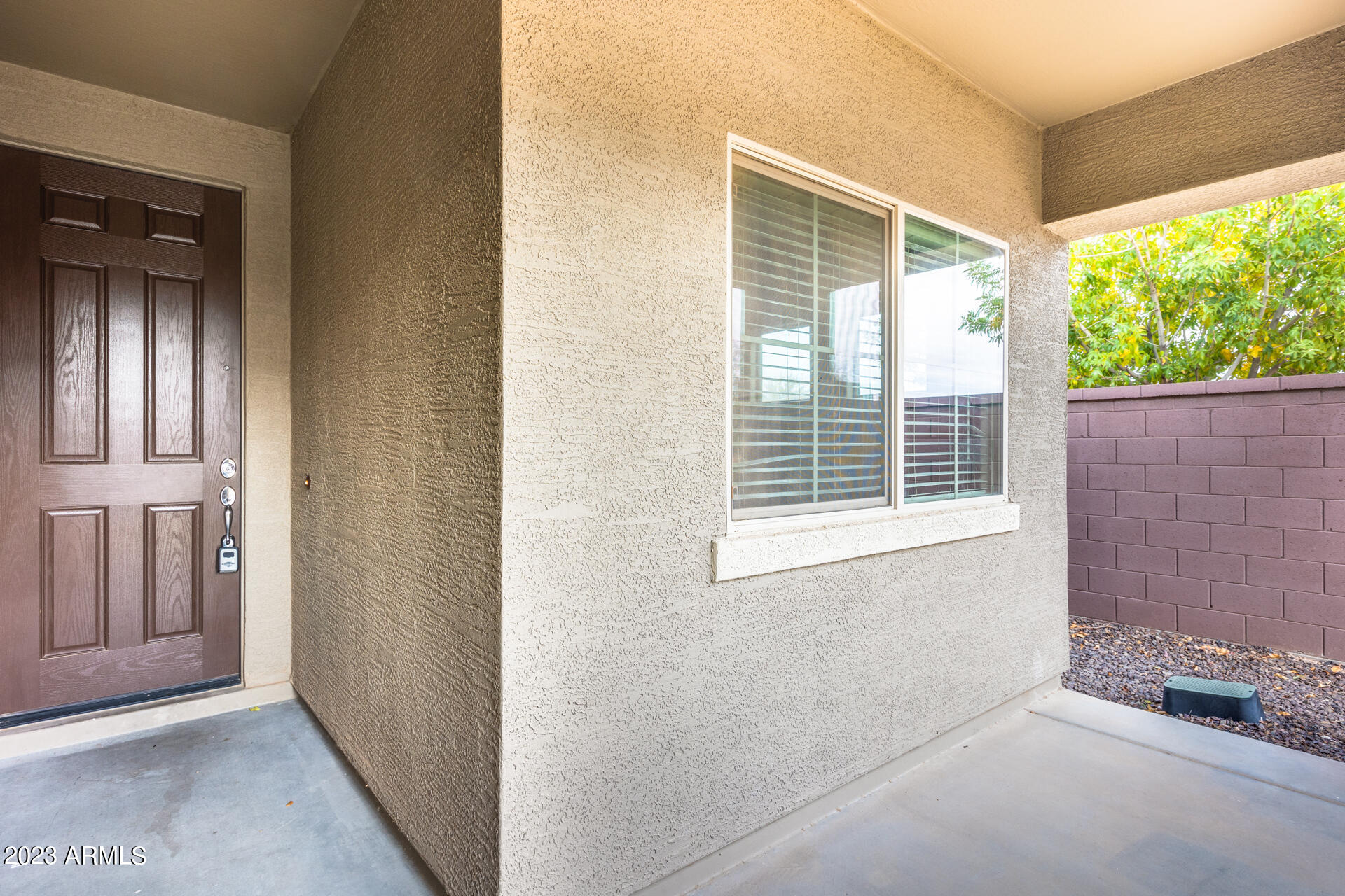 1306 W SMOKE TREE Avenue