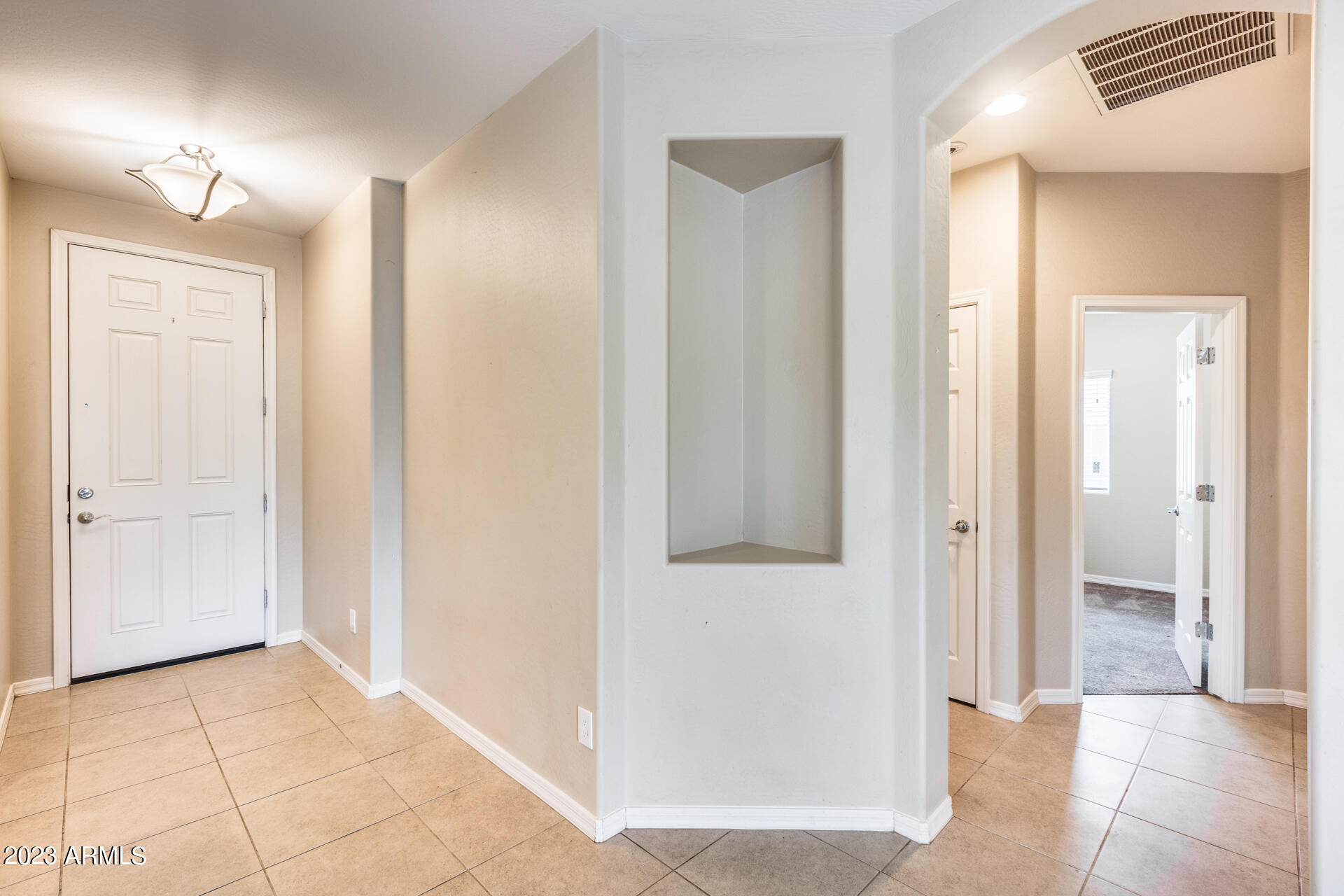 1306 W SMOKE TREE Avenue