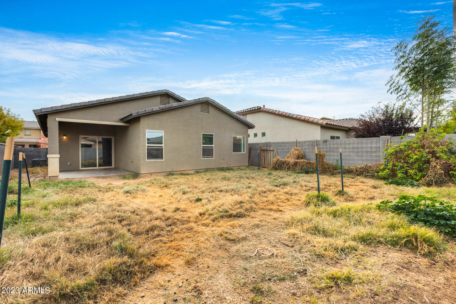 1306 W SMOKE TREE Avenue