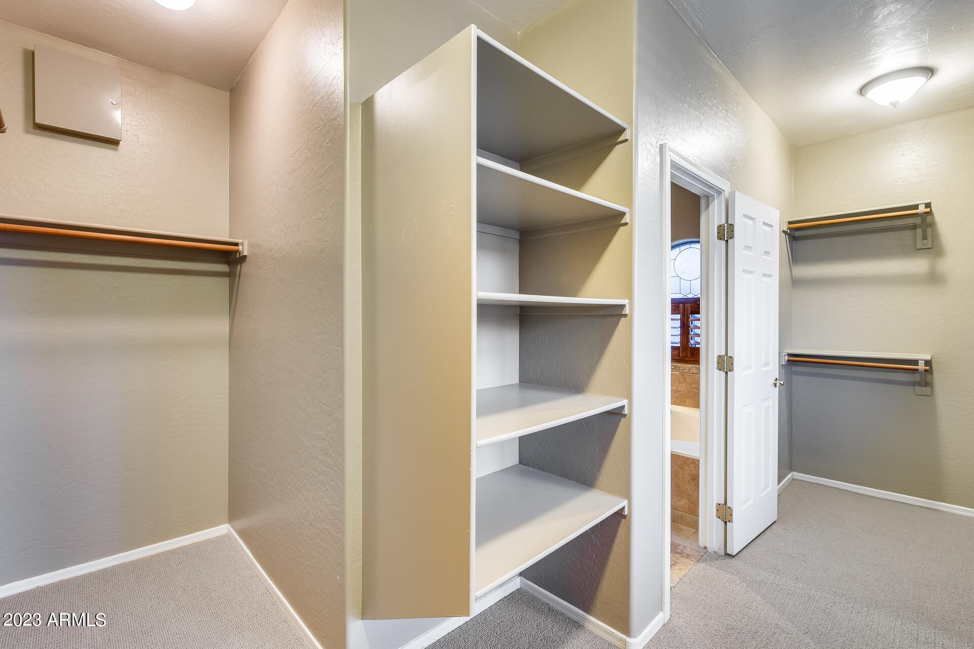 2514 N VIA SERENA Circle