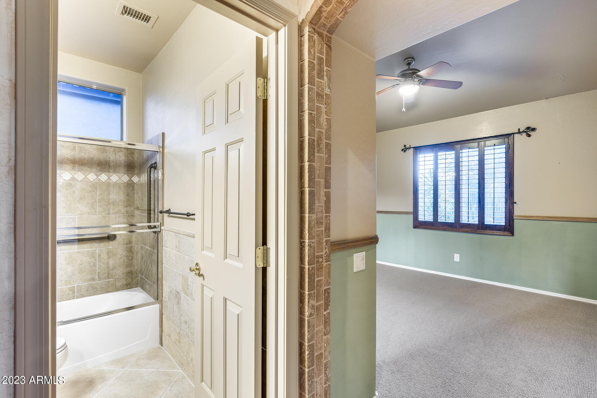 2514 N VIA SERENA Circle