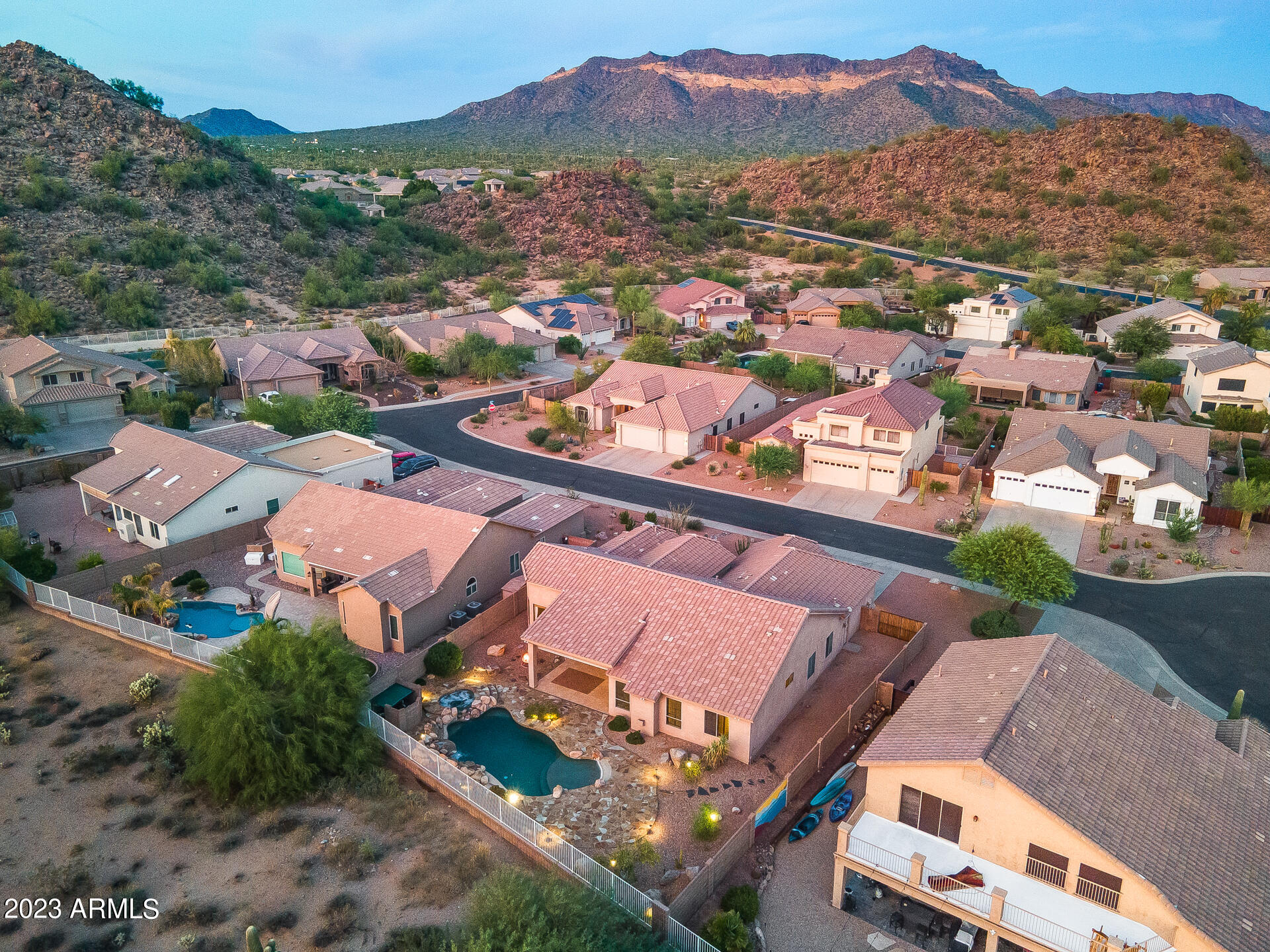 2514 N VIA SERENA Circle