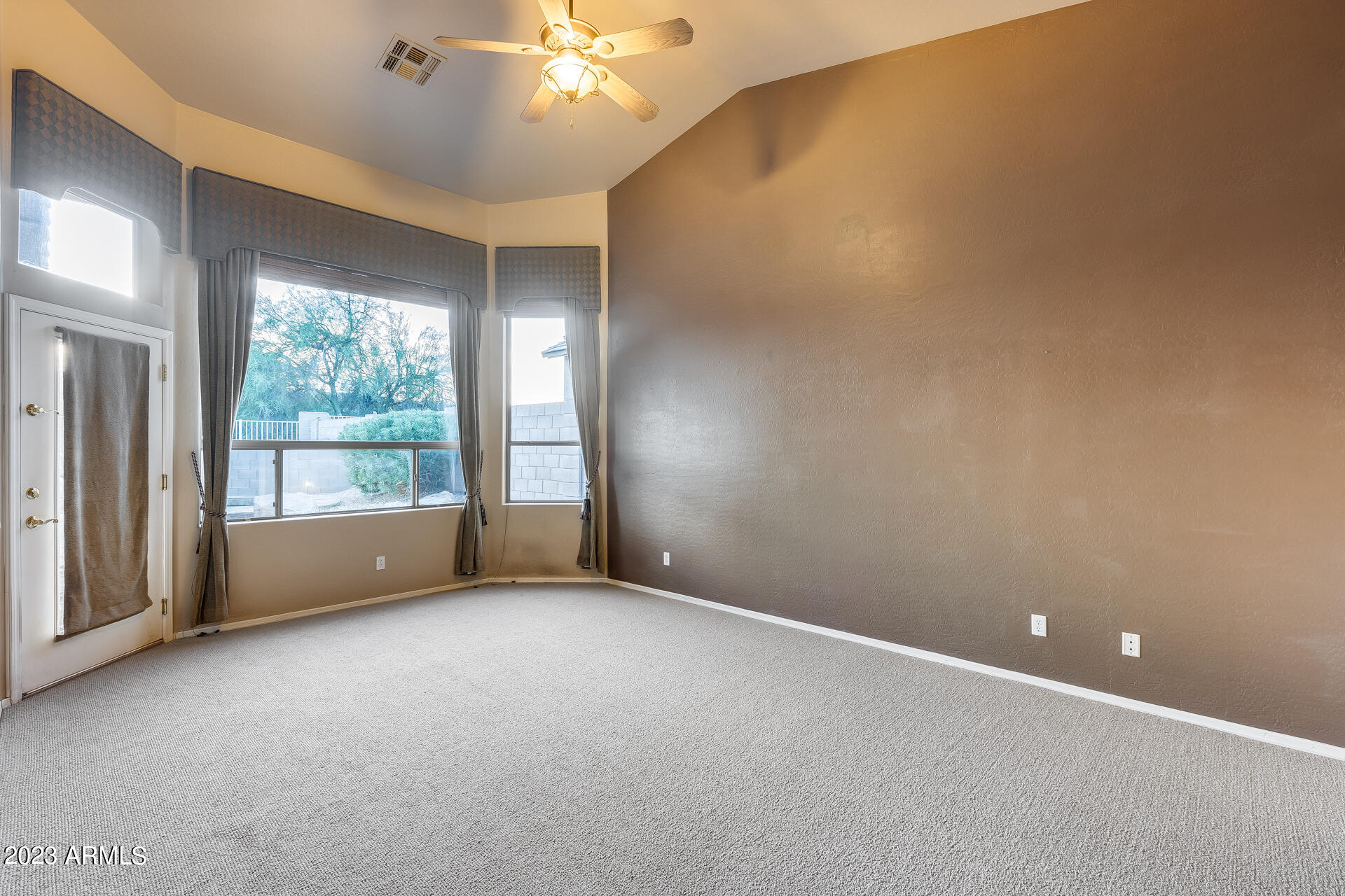 2514 N VIA SERENA Circle