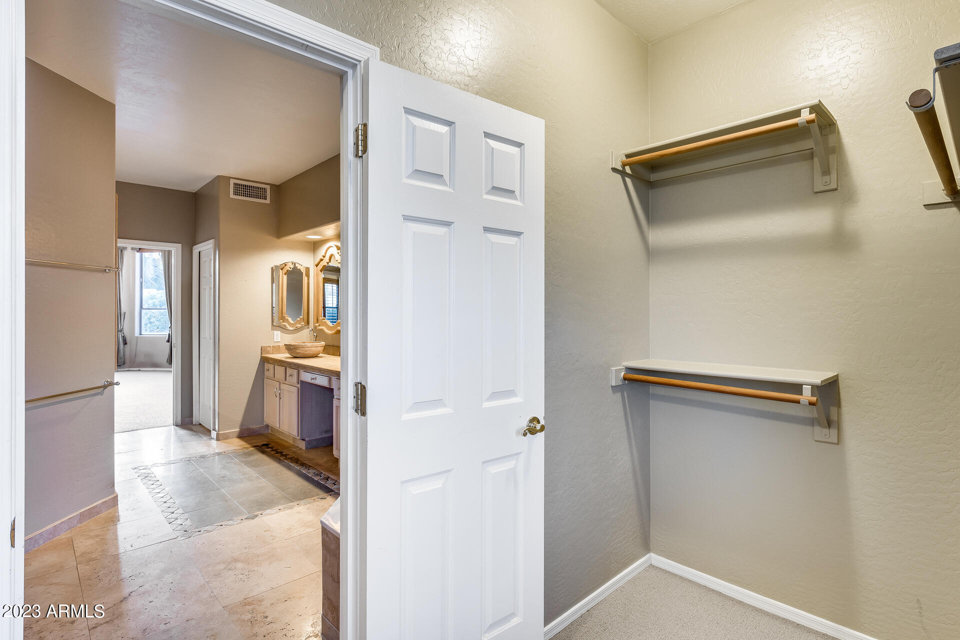 2514 N VIA SERENA Circle