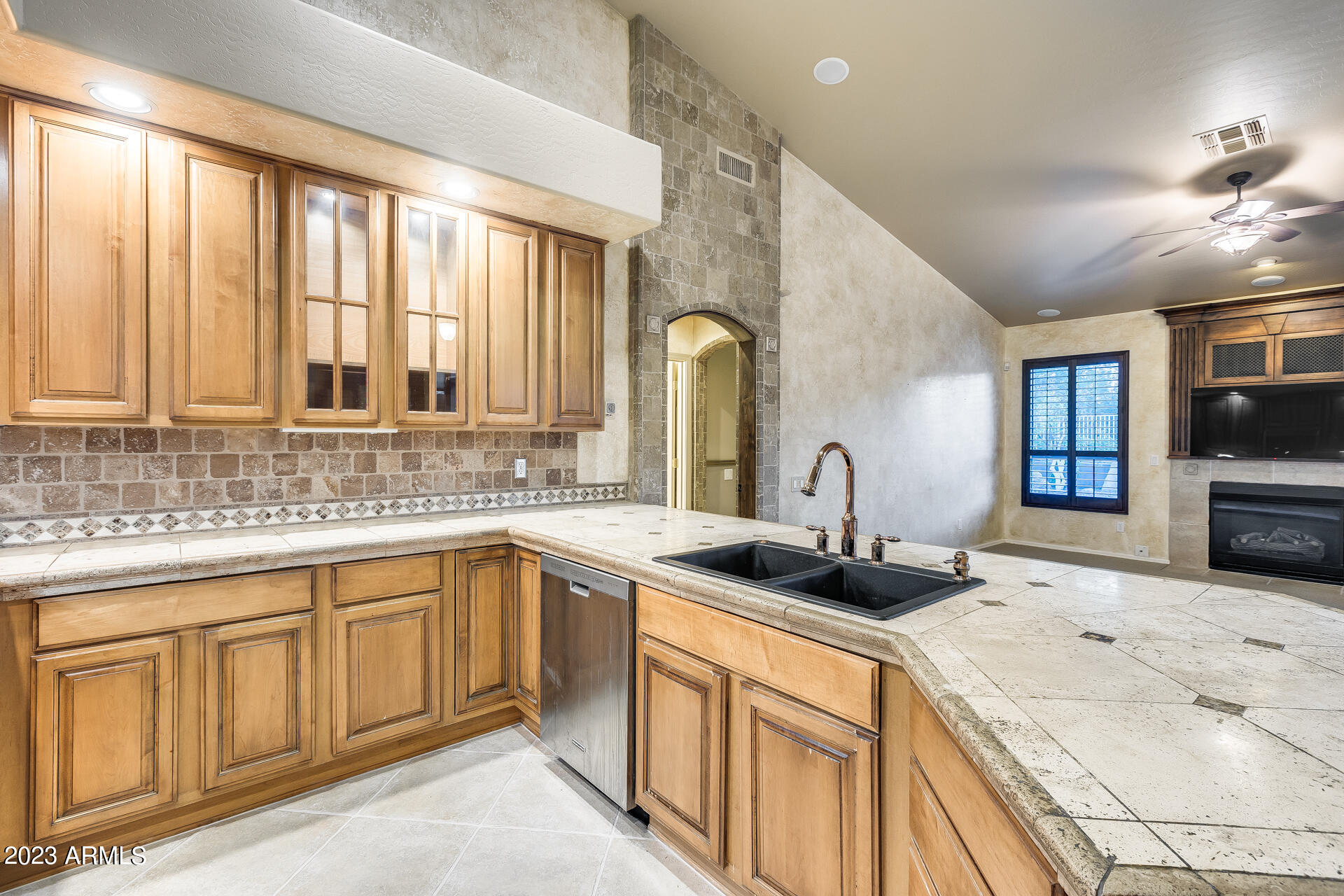 2514 N VIA SERENA Circle