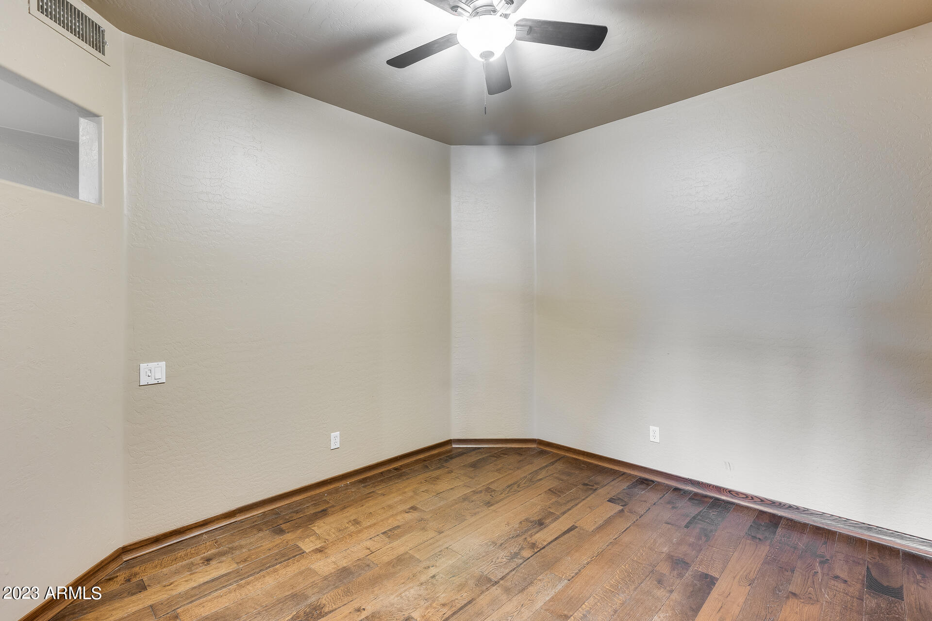 2514 N VIA SERENA Circle