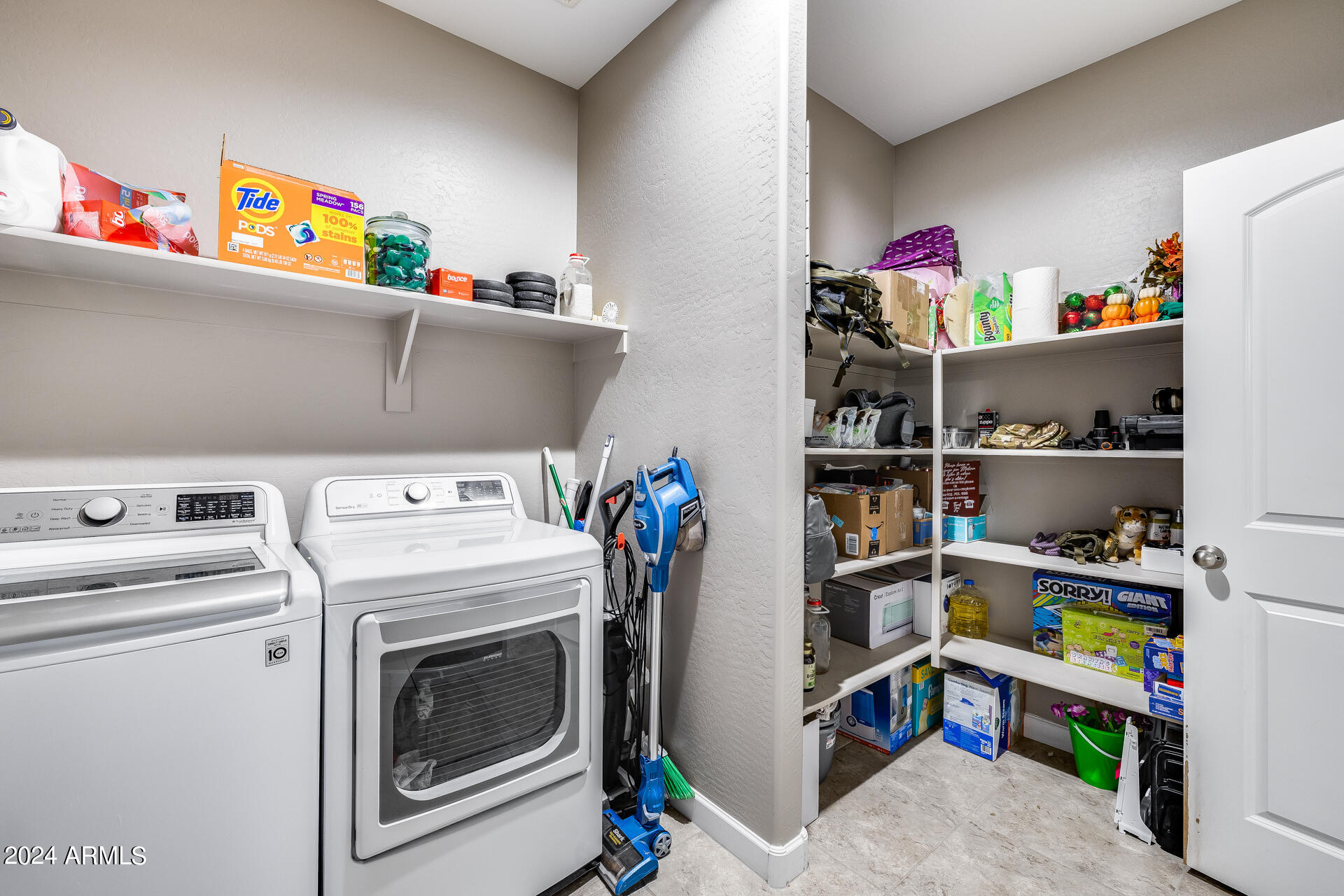 8372 W SPRINGFIELD Way