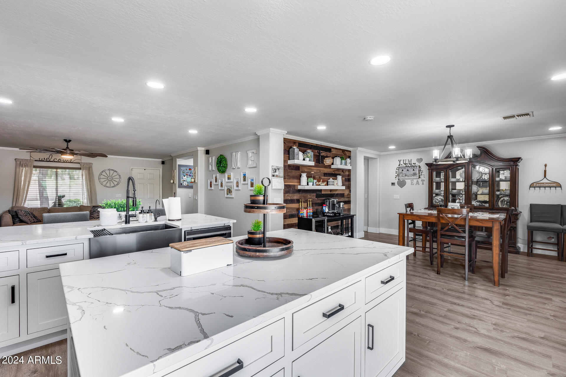 28112 N LIMESTONE Lane