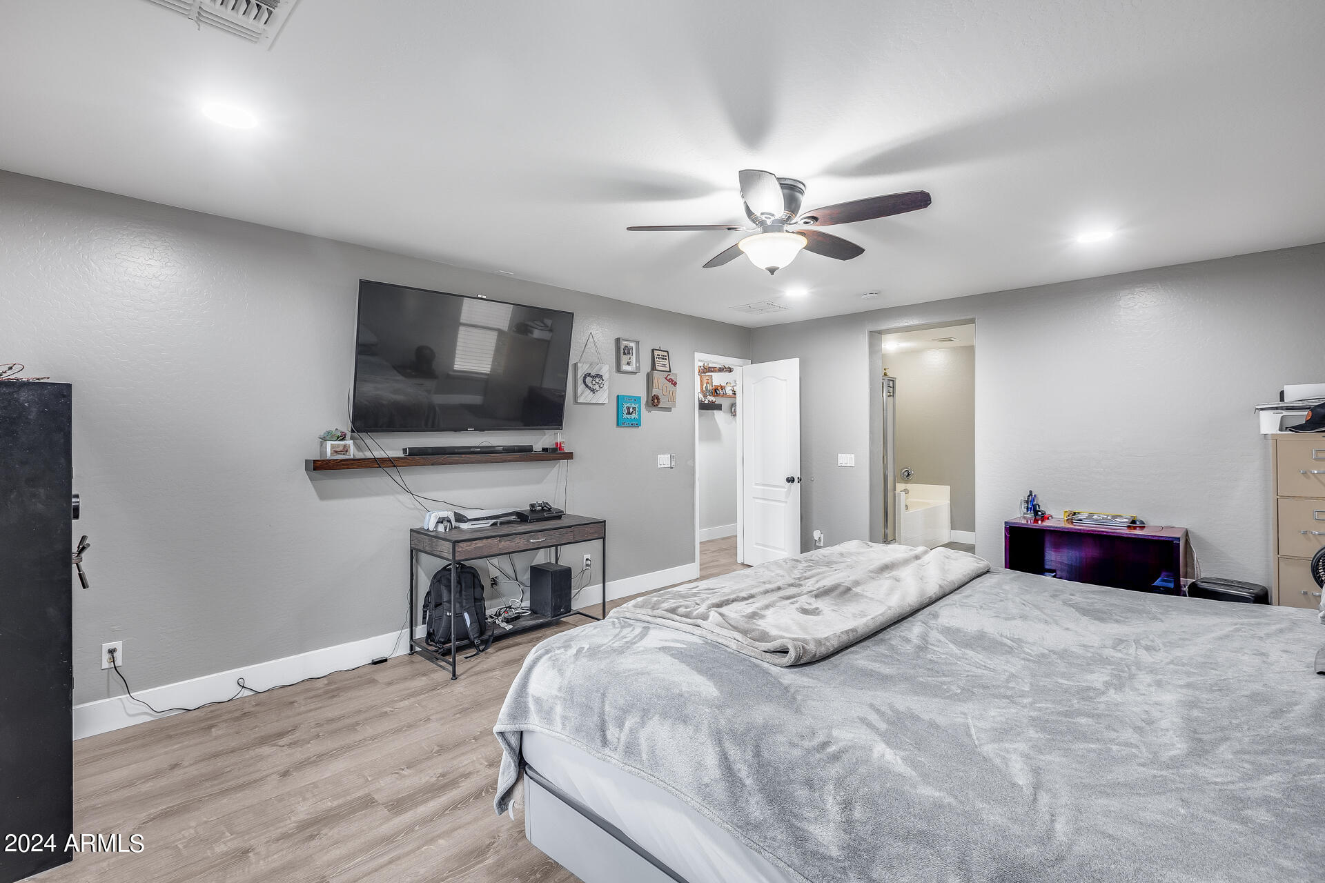 28112 N LIMESTONE Lane