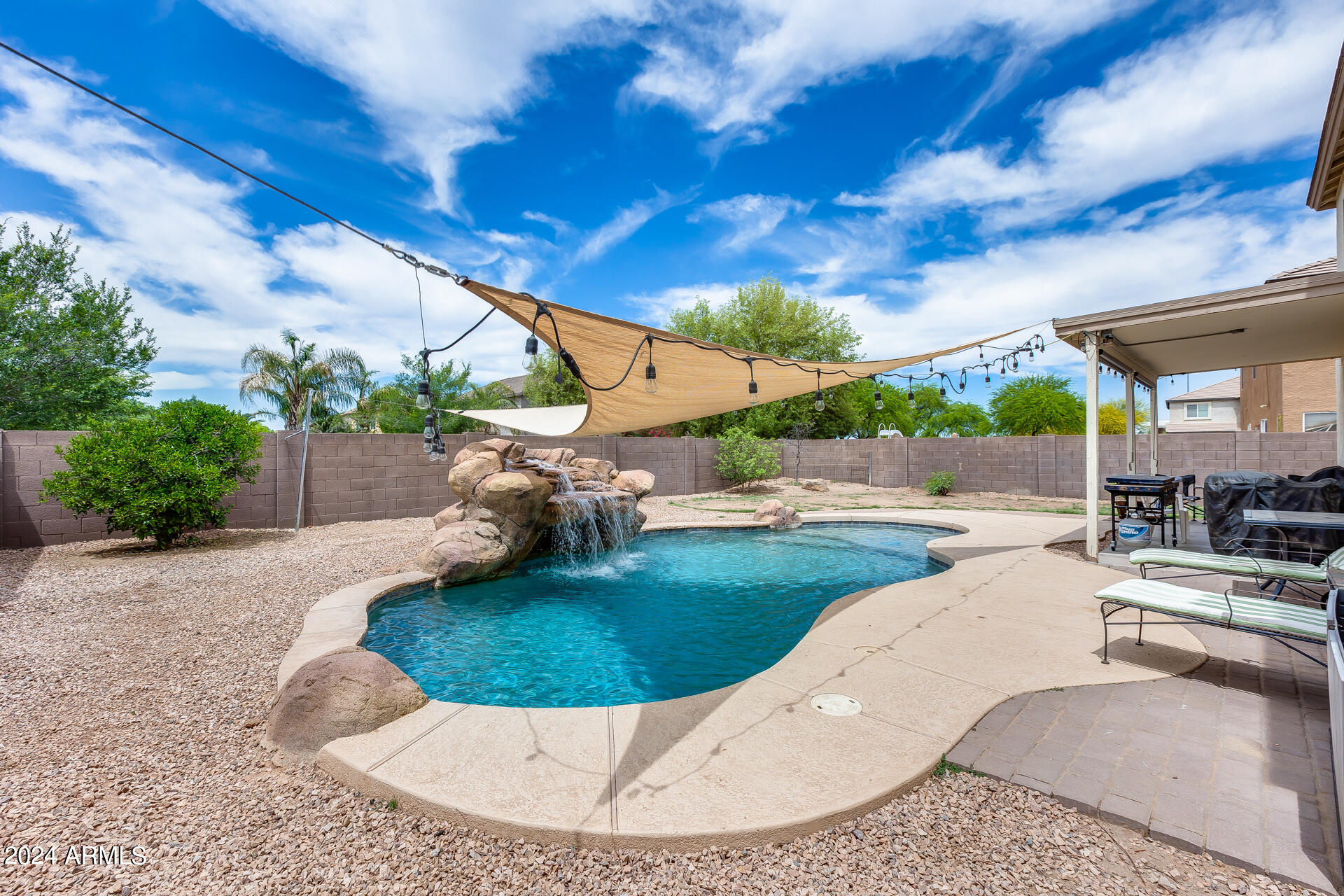 28112 N LIMESTONE Lane