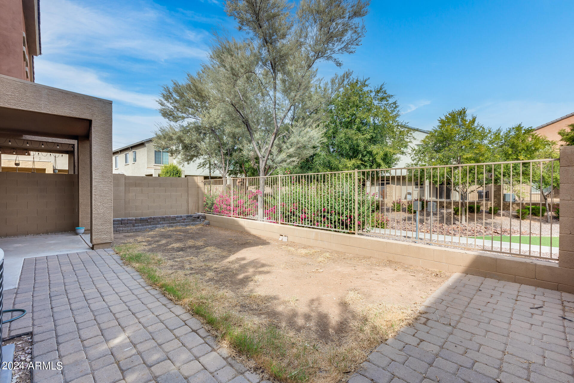 1350 S GREENFIELD Road # 1174