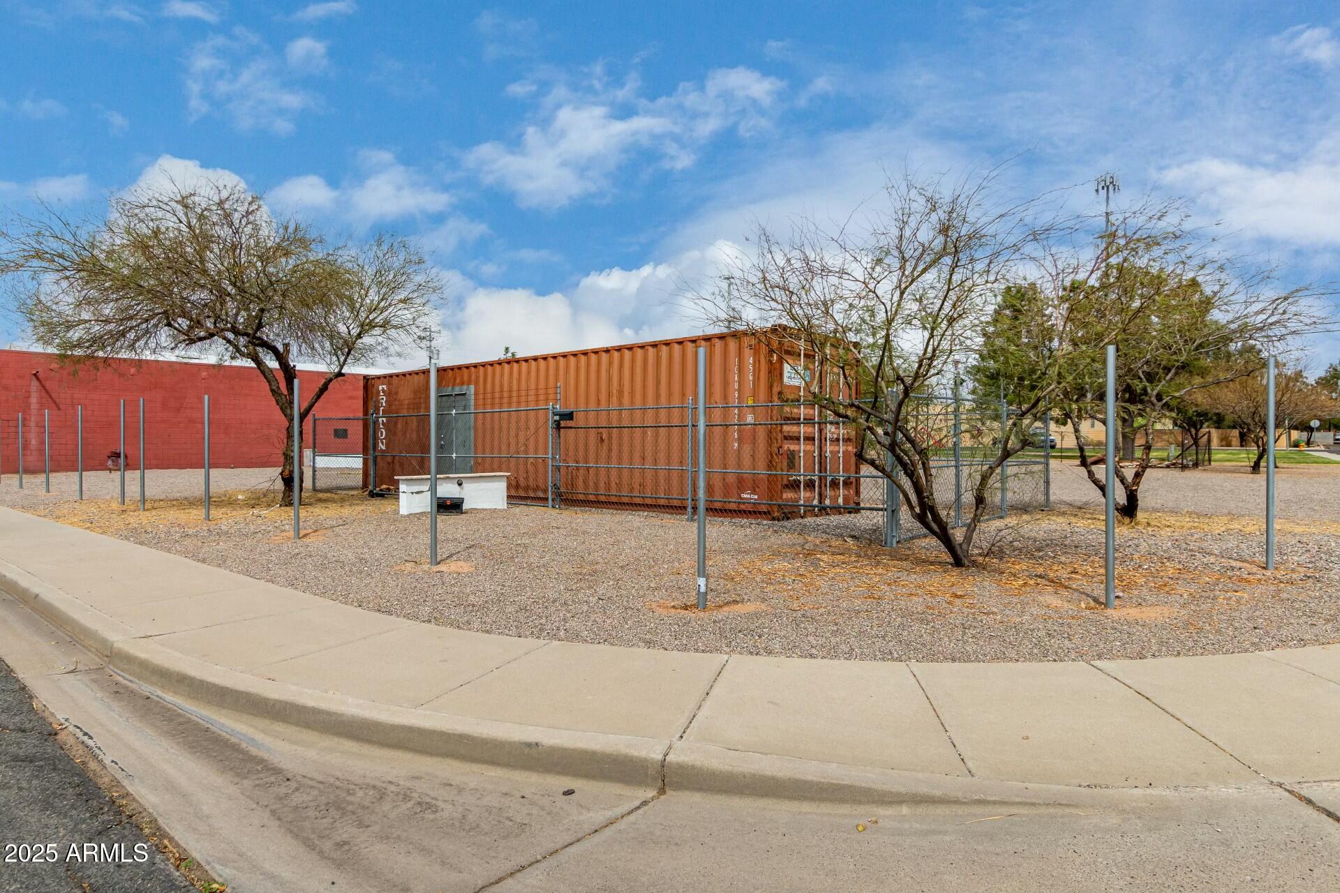280 E 3Rd Street, -