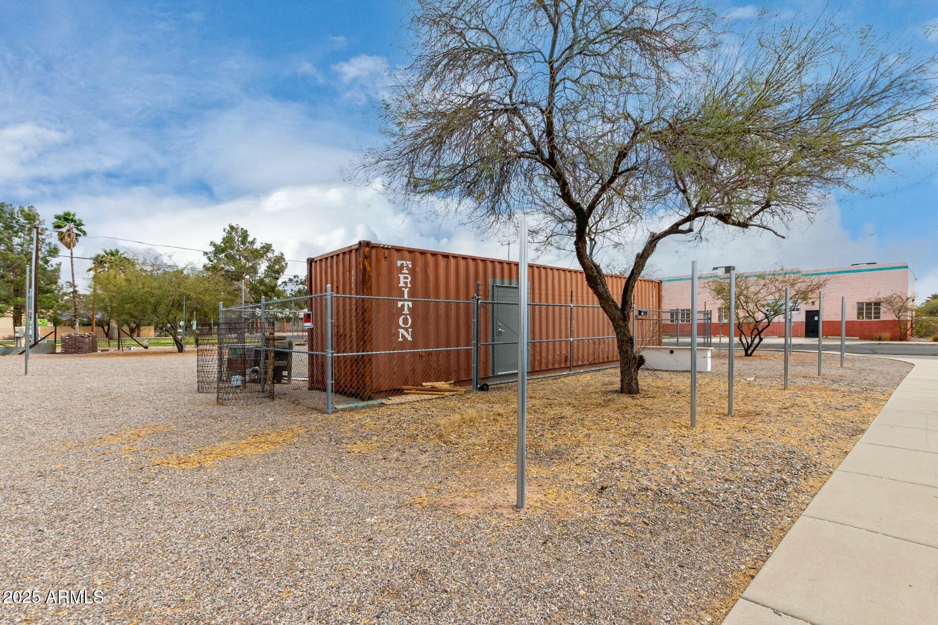 280 E 3Rd Street, -