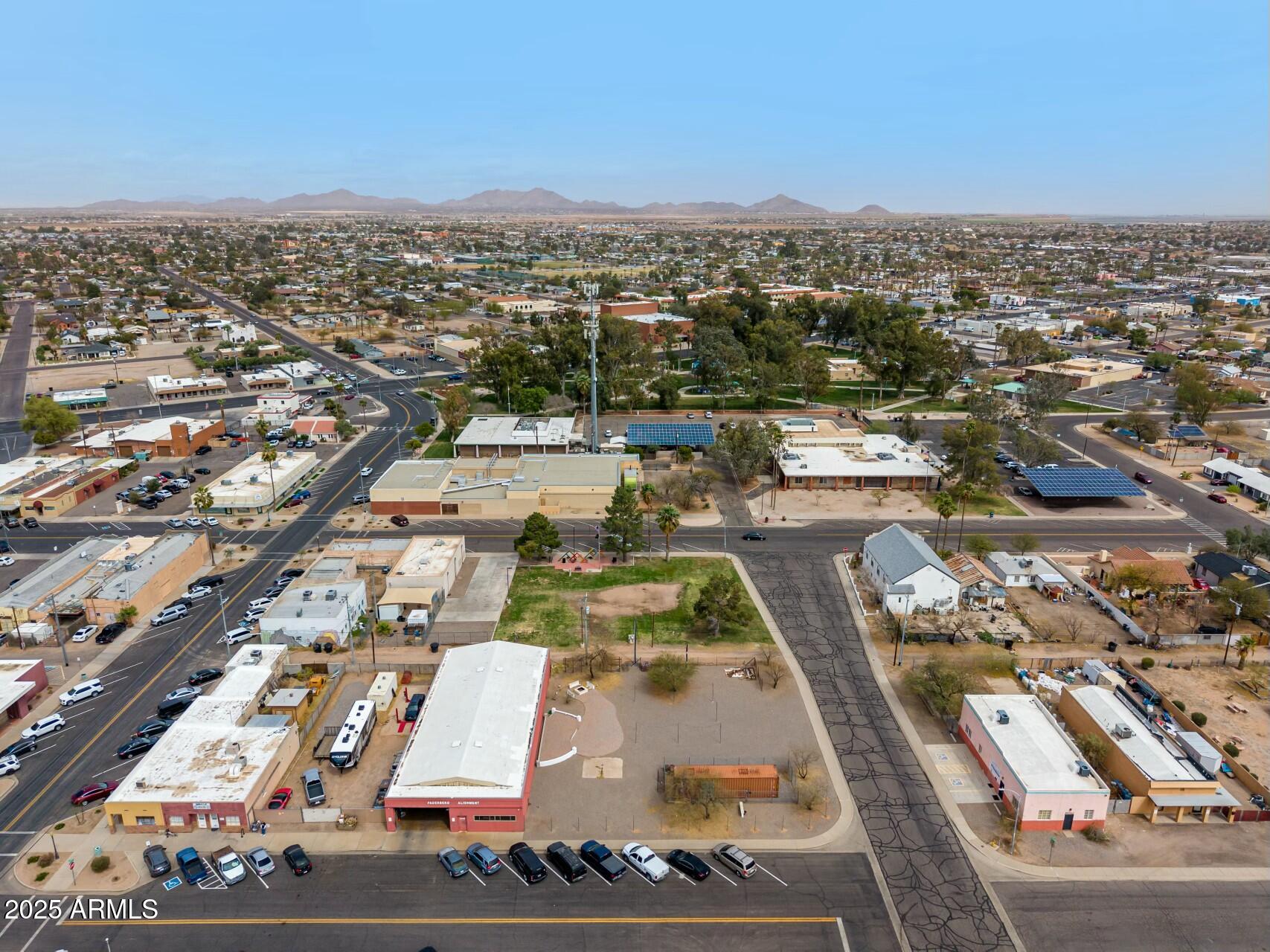280 E 3Rd Street, -