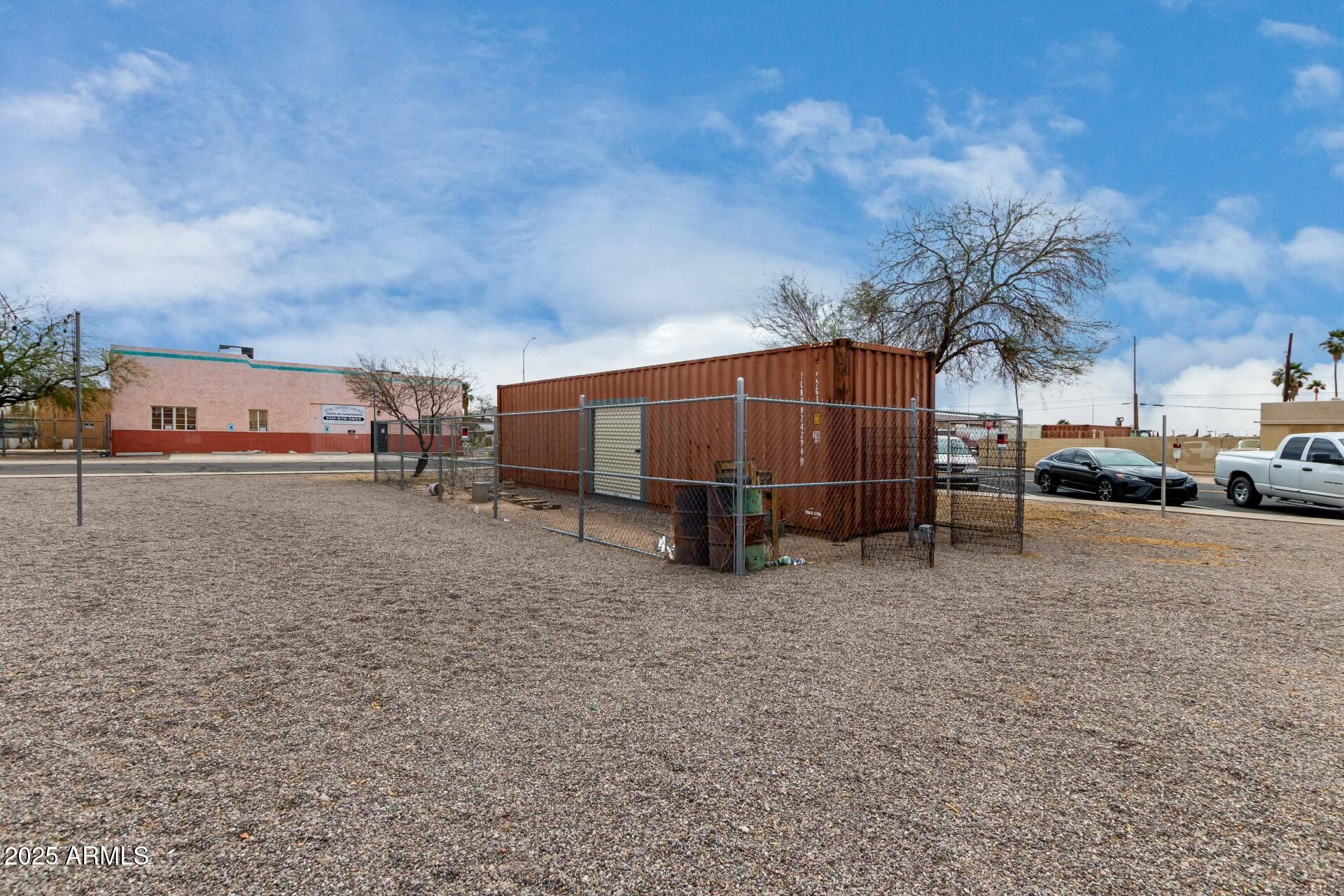 280 E 3Rd Street, -