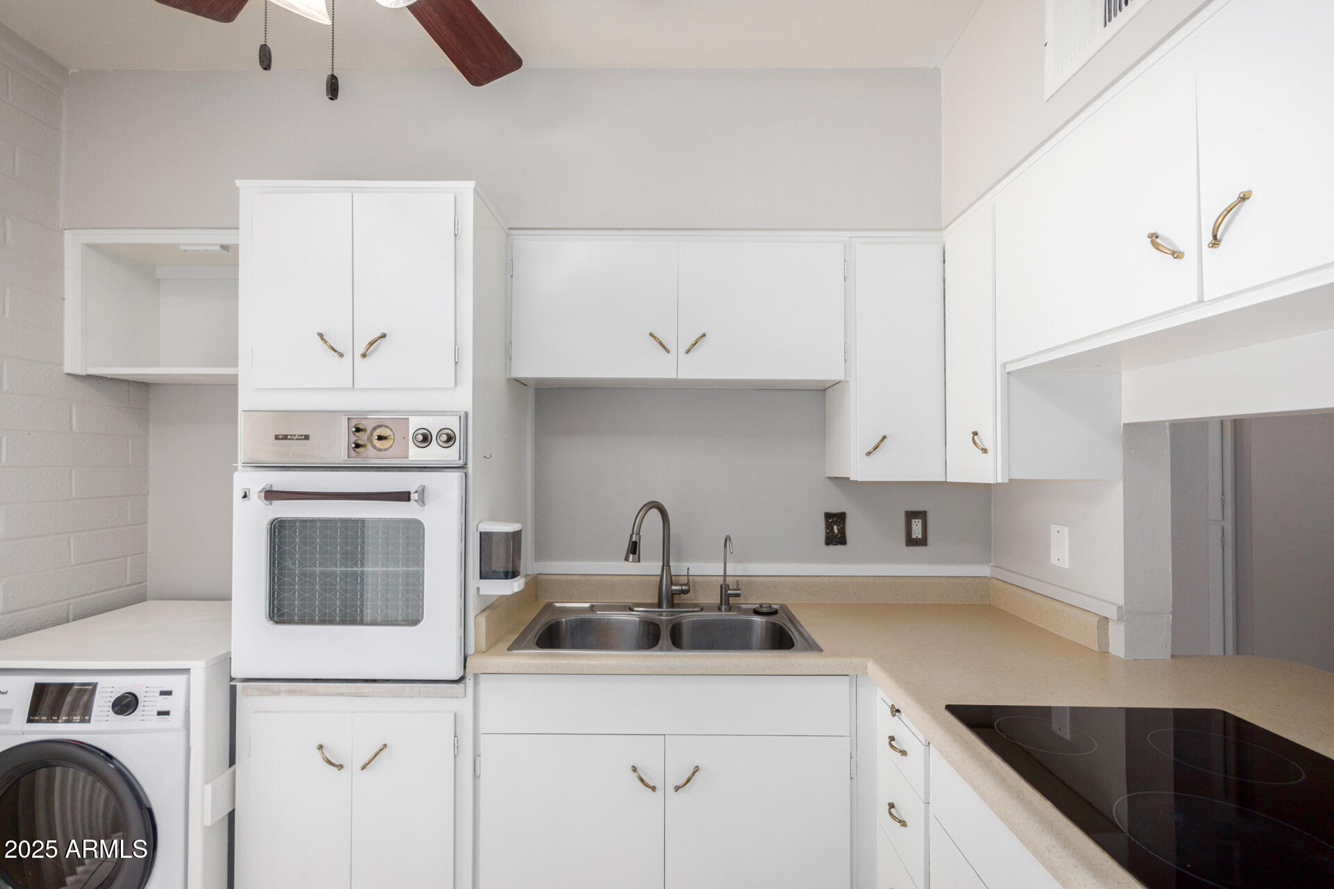 373 N EVERGREEN Street