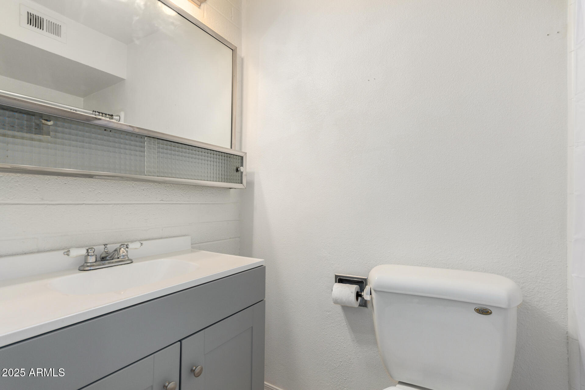 373 N EVERGREEN Street