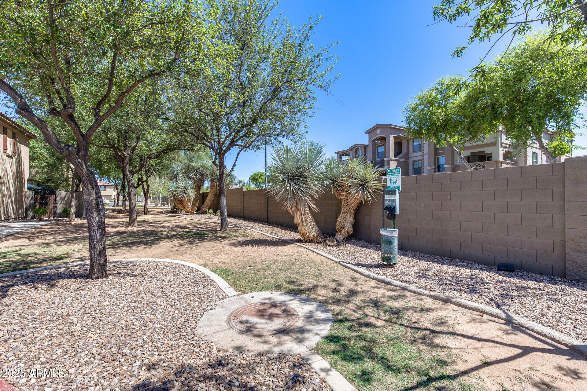 1265 S Aaron Street, 277