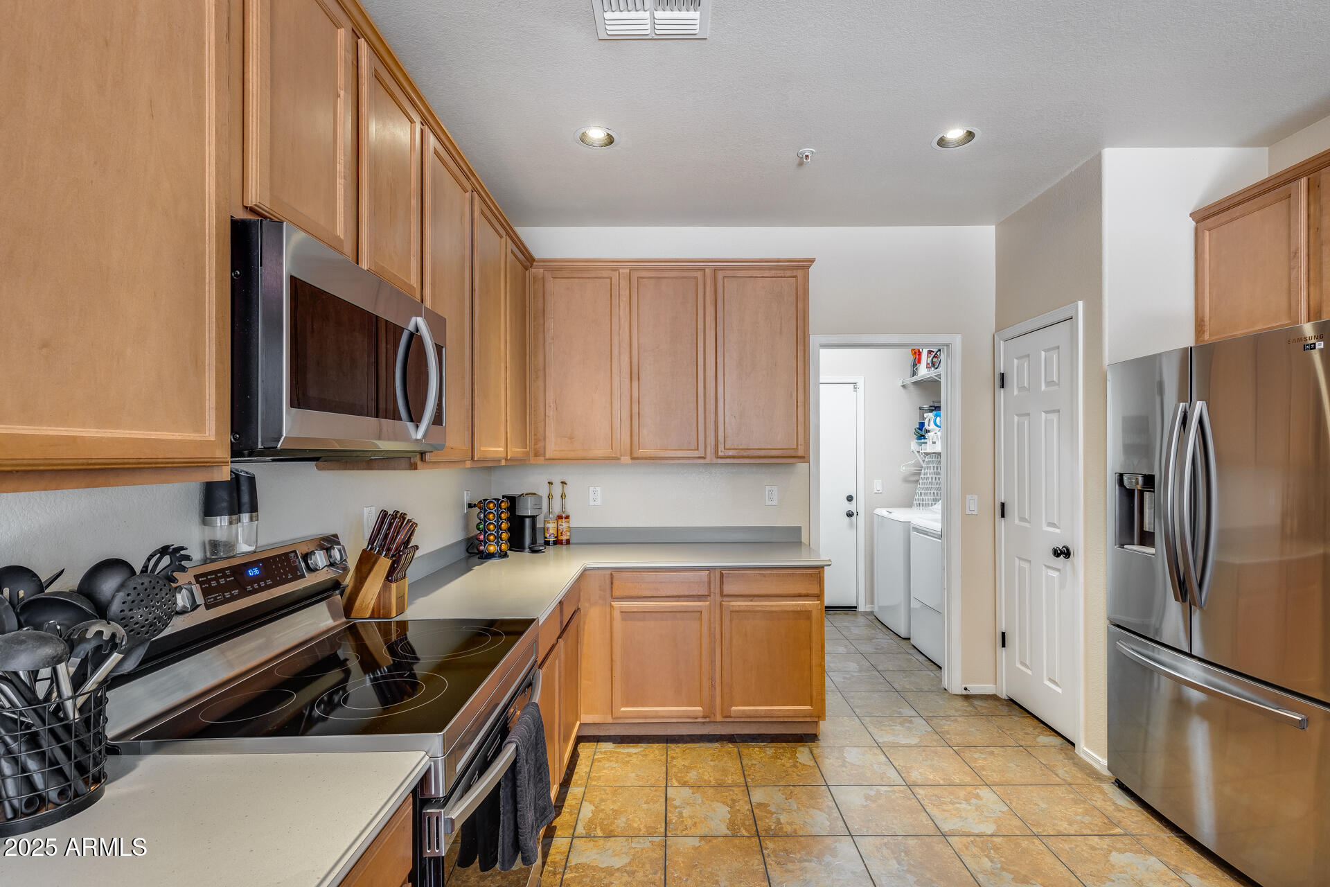 1265 S Aaron Street, 277