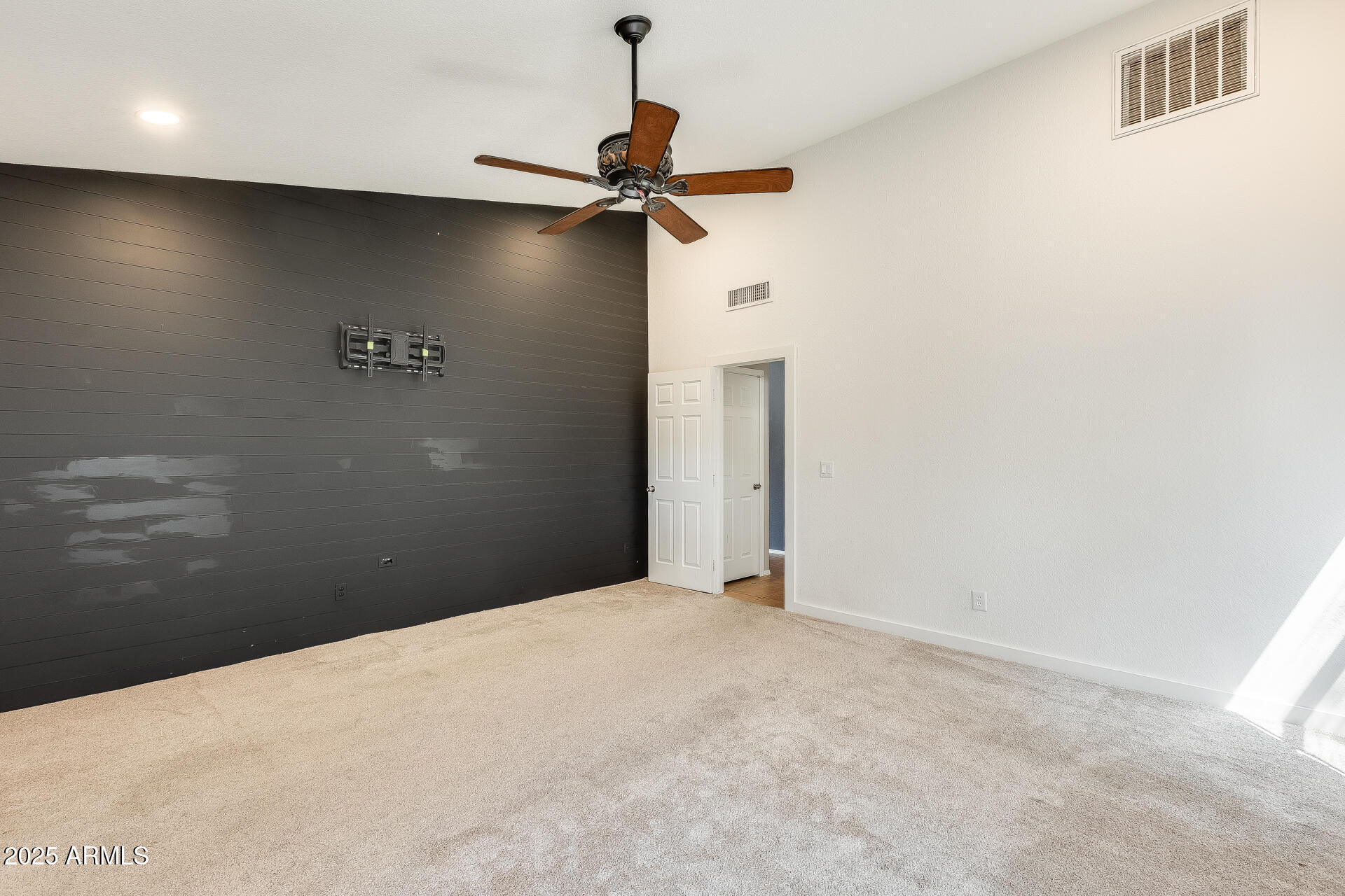 2545 E GRANITE VIEW Drive