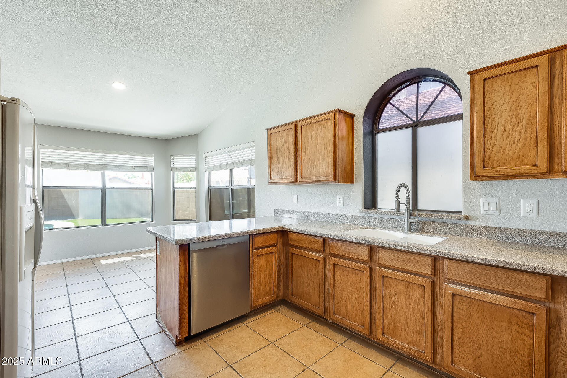 2545 E GRANITE VIEW Drive
