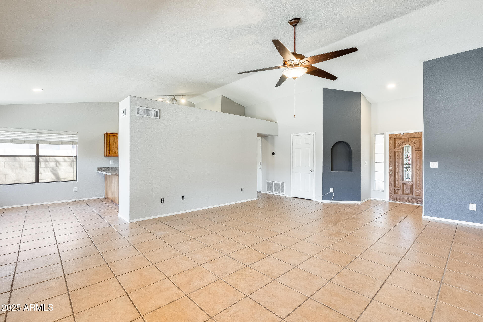 2545 E GRANITE VIEW Drive
