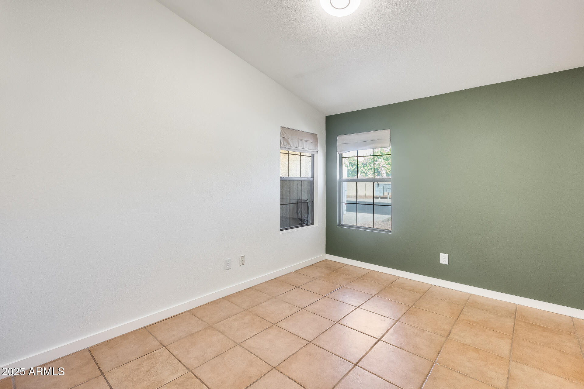 2545 E GRANITE VIEW Drive