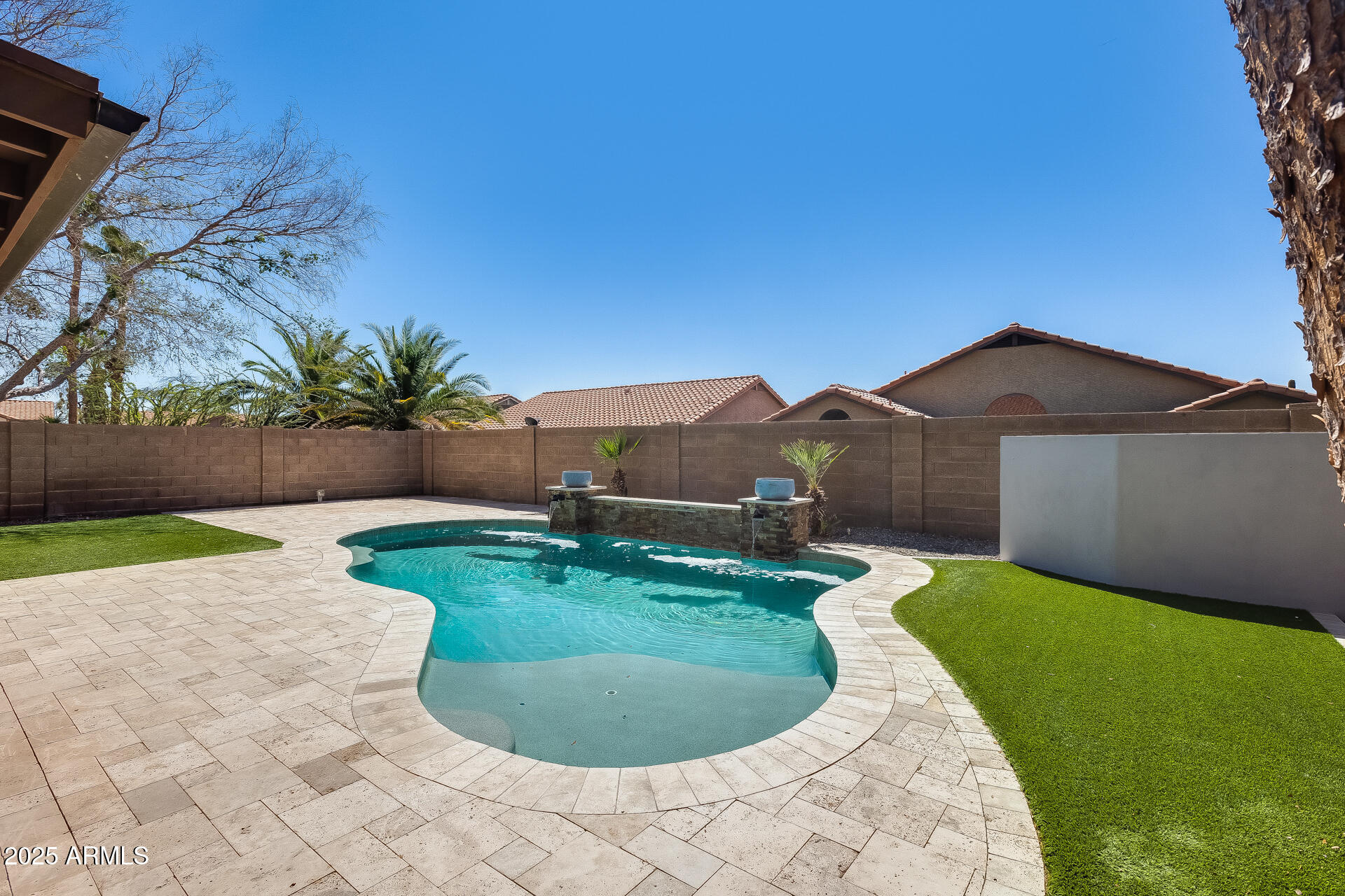 2545 E GRANITE VIEW Drive