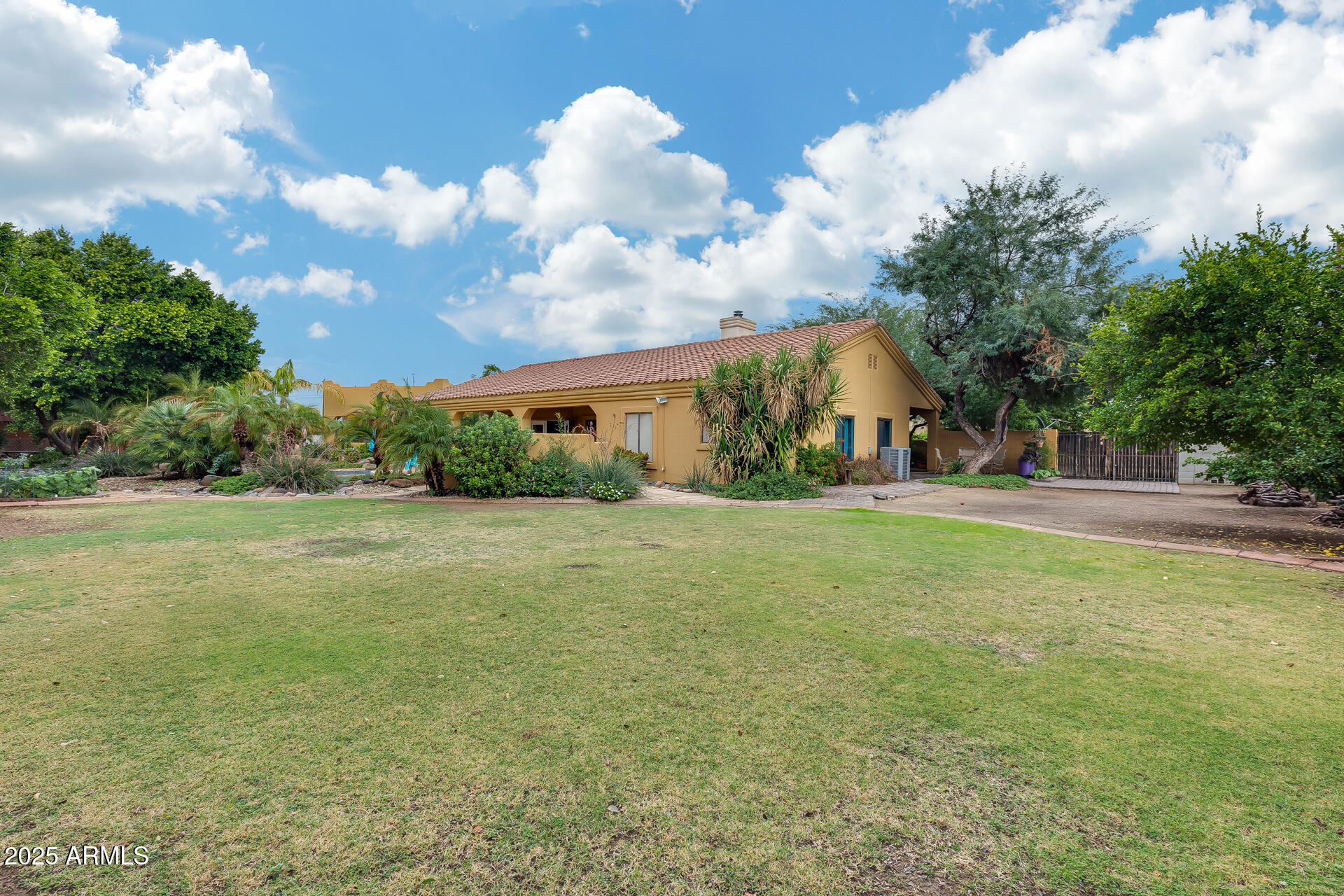 23712 N 104TH Avenue