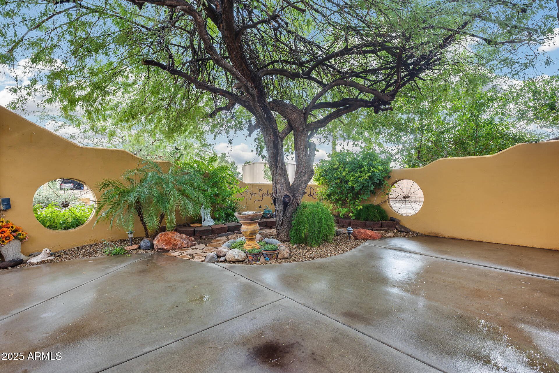 23712 N 104TH Avenue