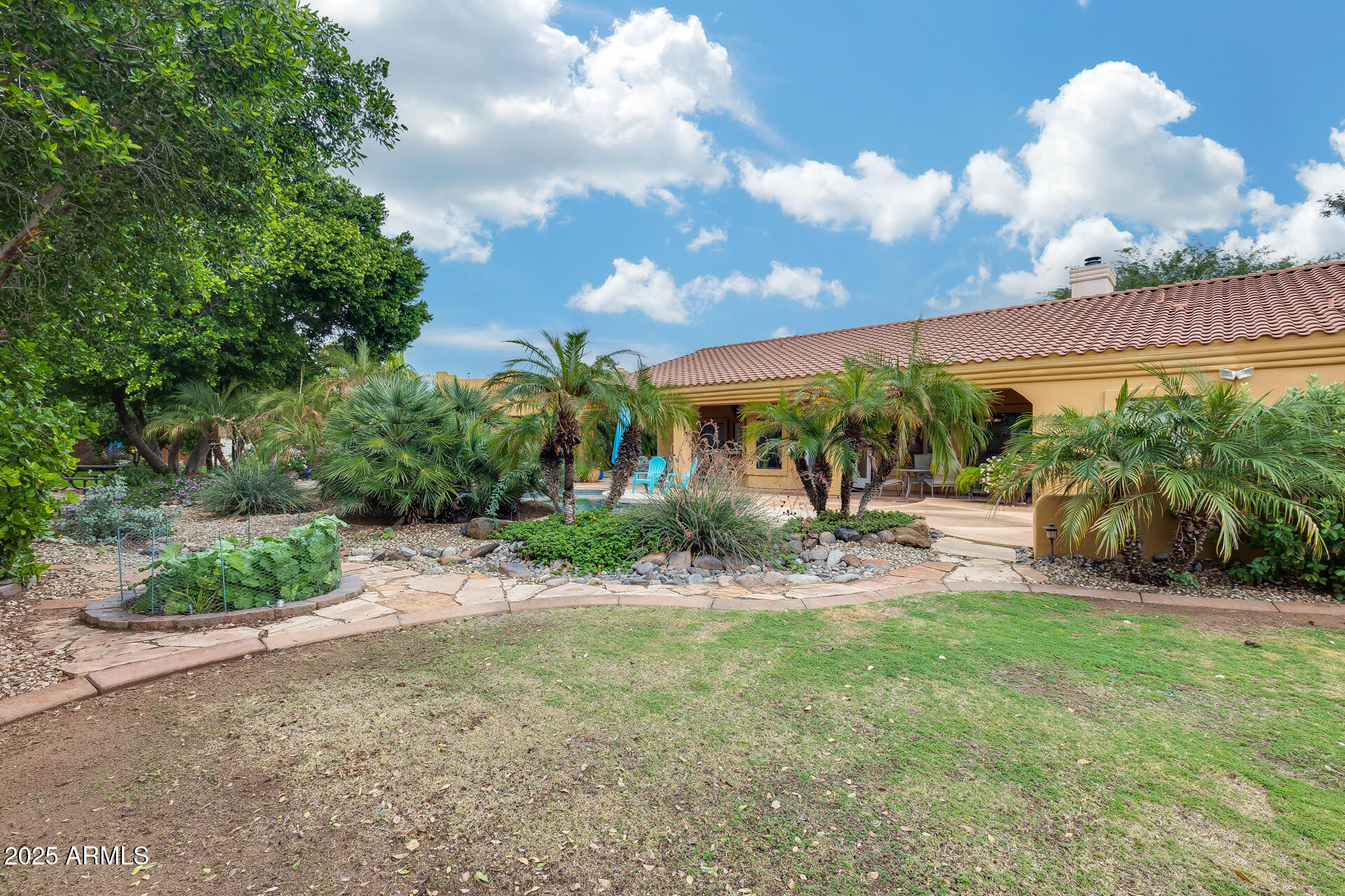 23712 N 104TH Avenue