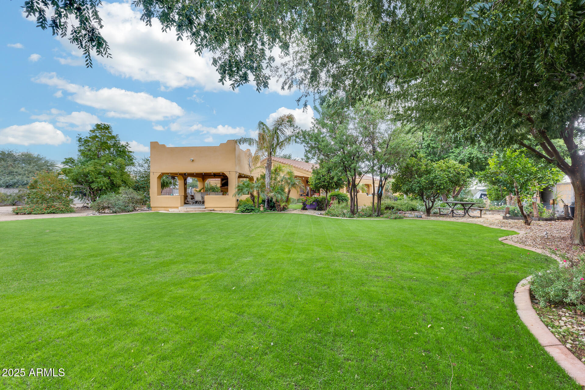 23712 N 104TH Avenue