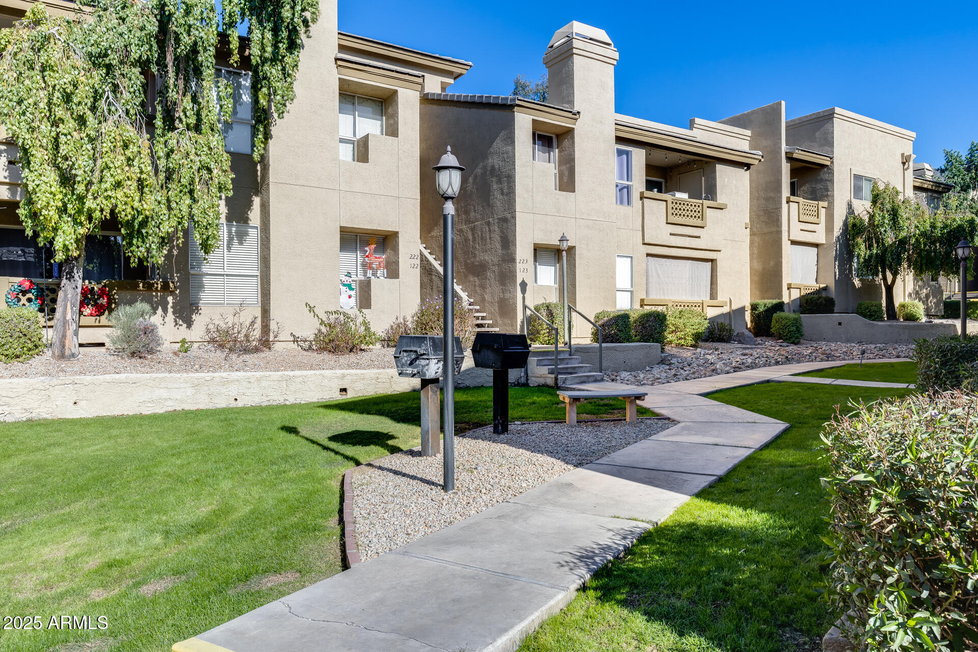 1880 E MORTEN Avenue 121