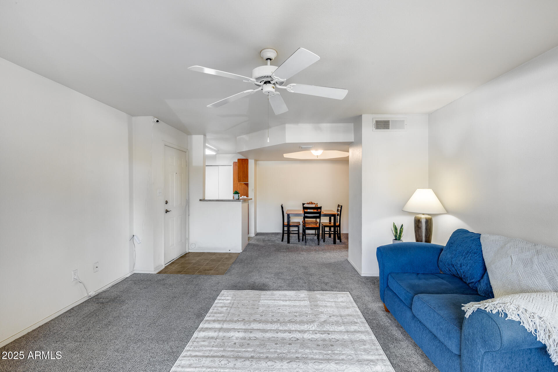 1880 E MORTEN Avenue 121