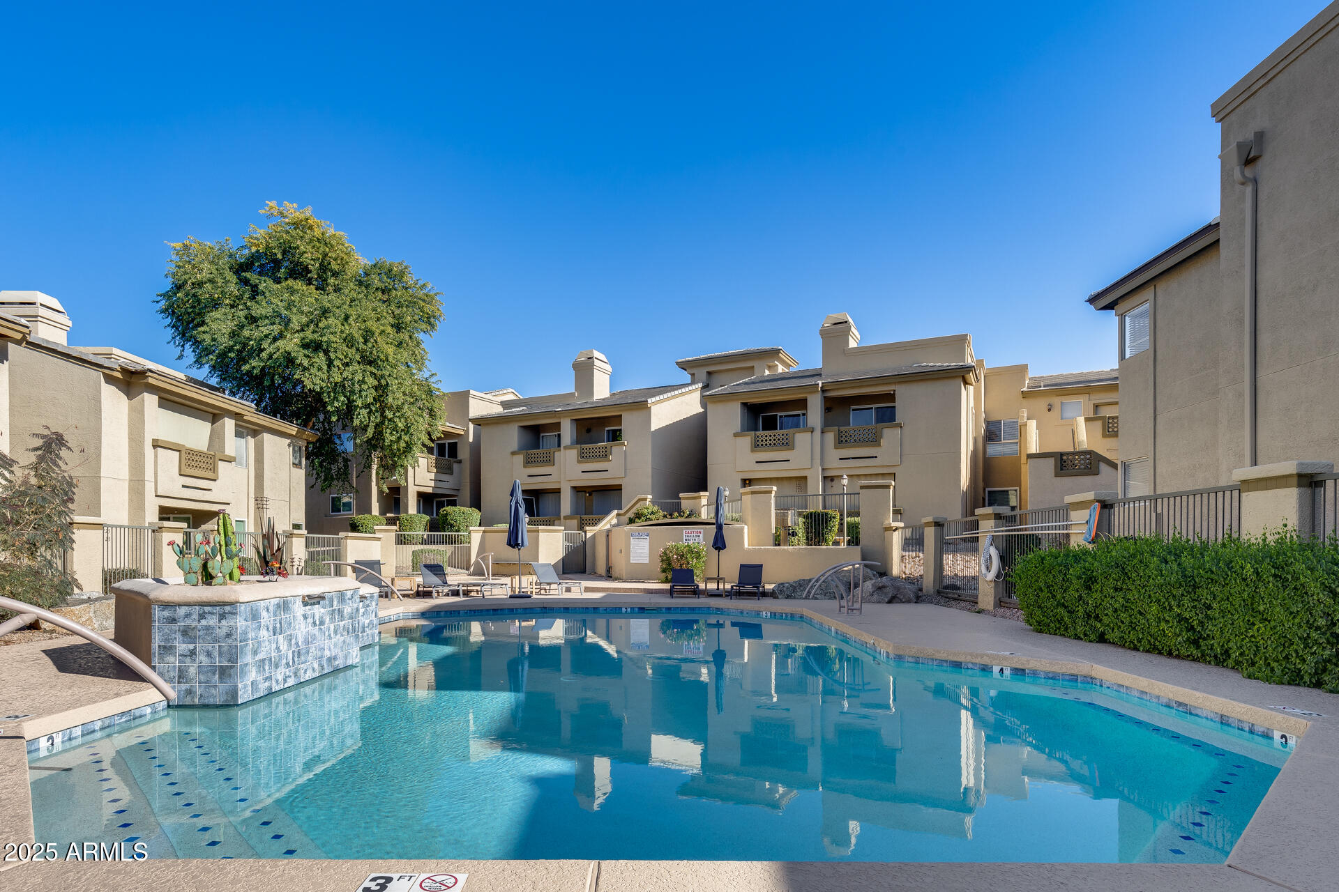 1880 E MORTEN Avenue 121